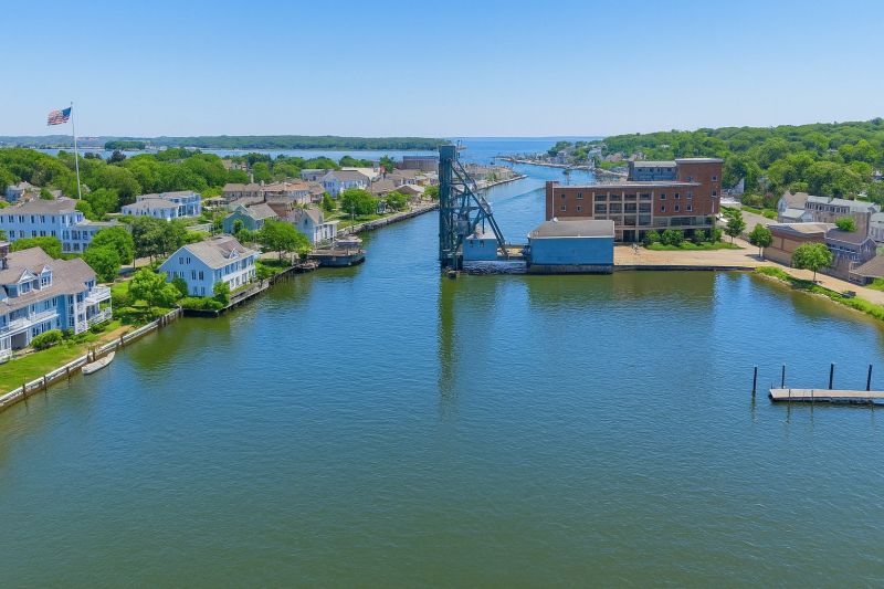 Local Deck Replacement Service in Mystic, CT